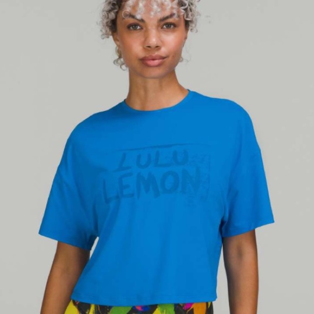 Lululemon *Ed Curtis Edition*, Cropped Tee, Poolside Blue, Size 10